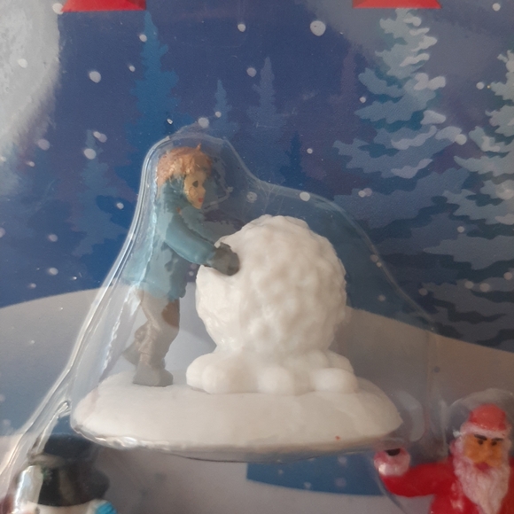 Cobblestone Corners Christmas Winter Village Miniature Figure Set 3-pc Snowman - Picture 5 of 9